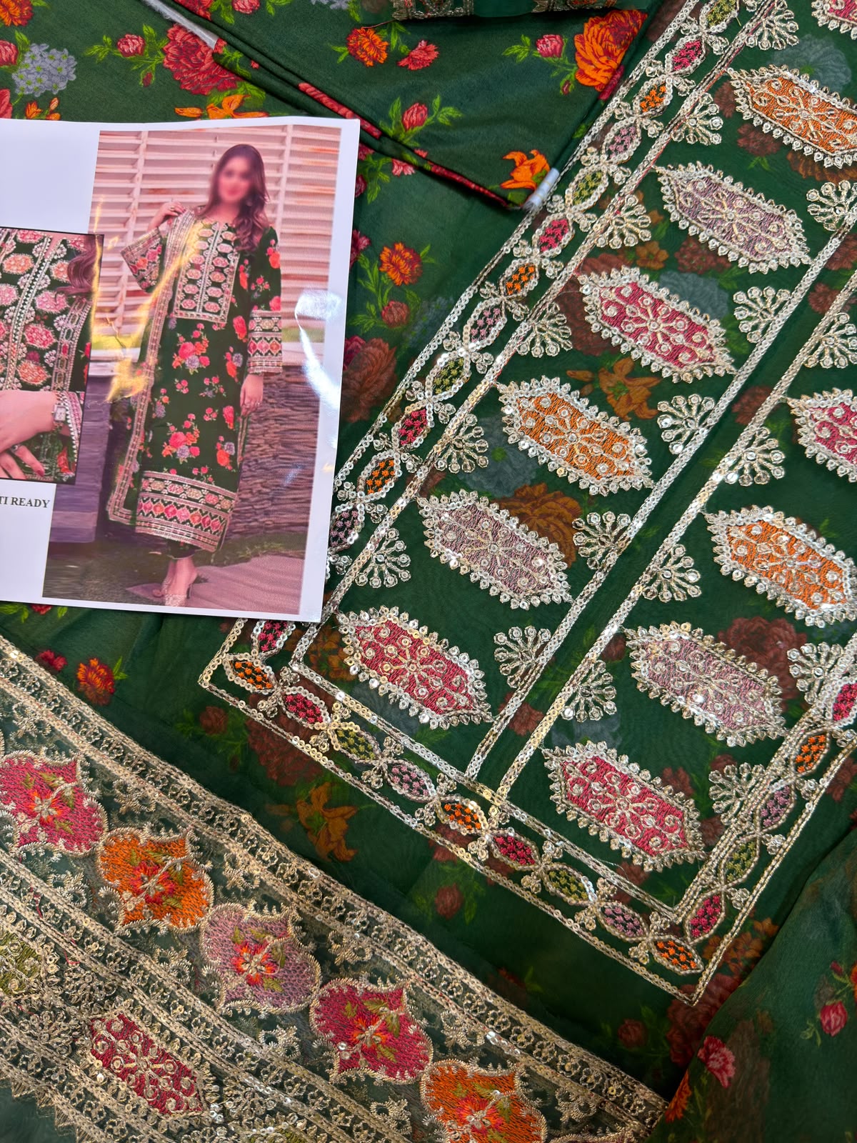 Aneela's lawn Embroidery 3 piece Unstitched order code (Af-10)