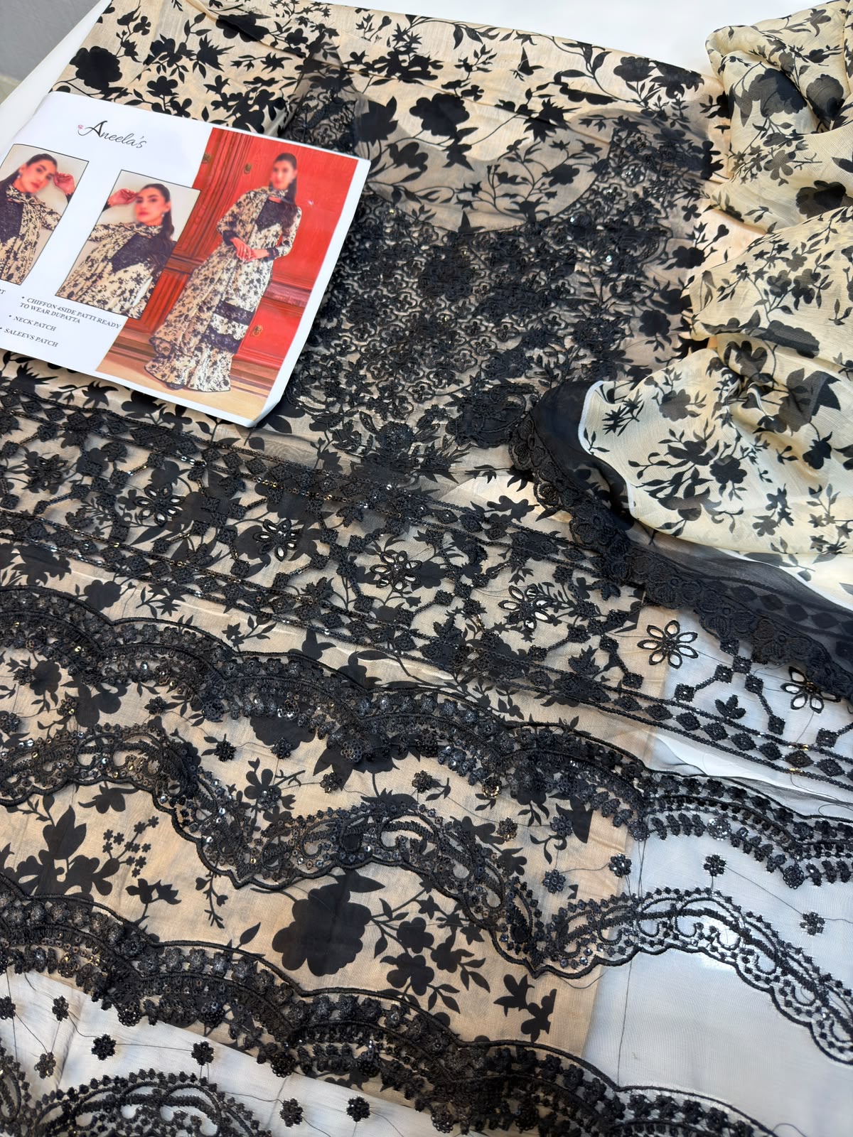 Aneela's lawn Embroidery 3 piece Unstitched (Order Code:  Af-24)