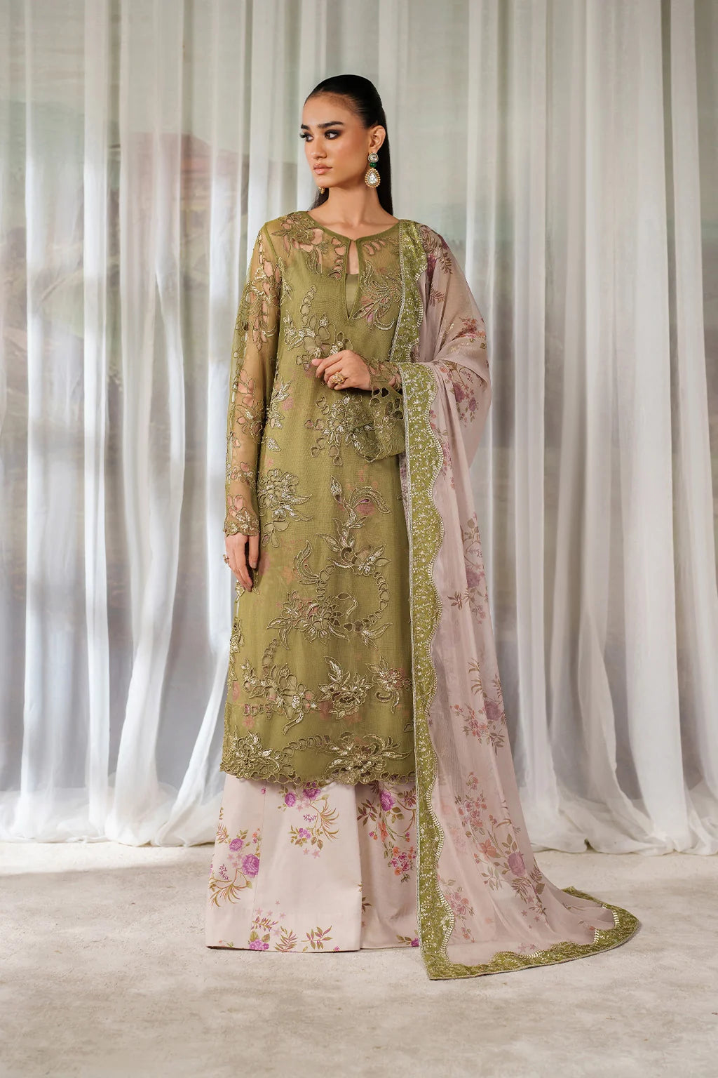 Iznik lawn Embroidery 3 piece Unstitched (Order Code:  Af-31)