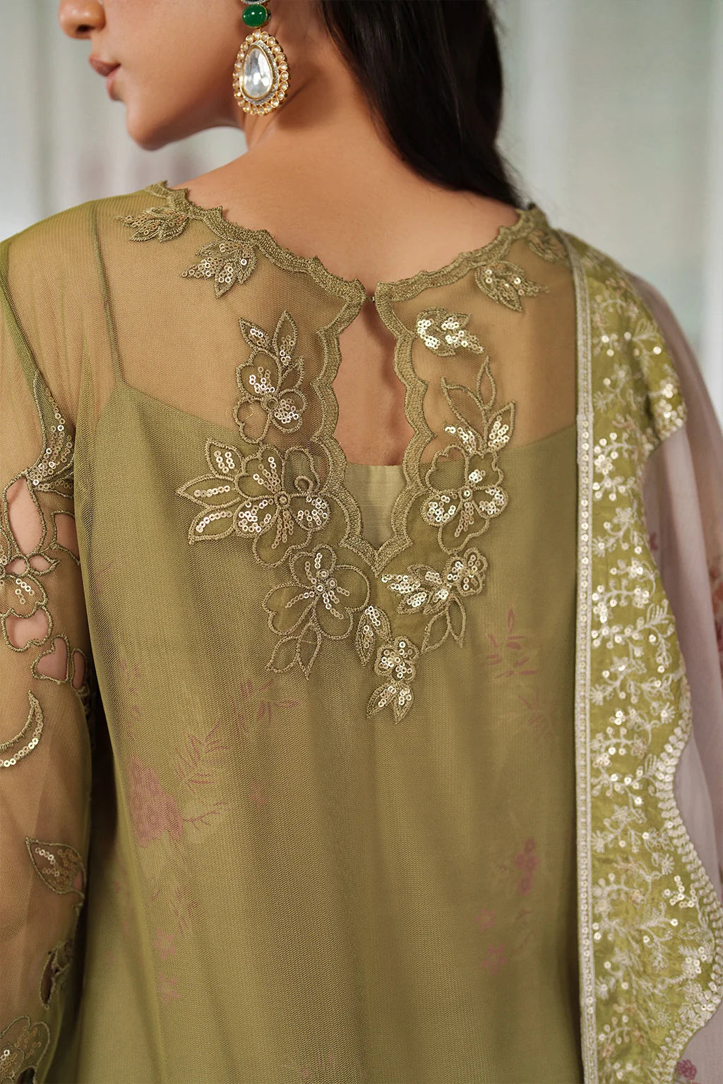 Iznik lawn Embroidery 3 piece Unstitched (Order Code:  Af-31)