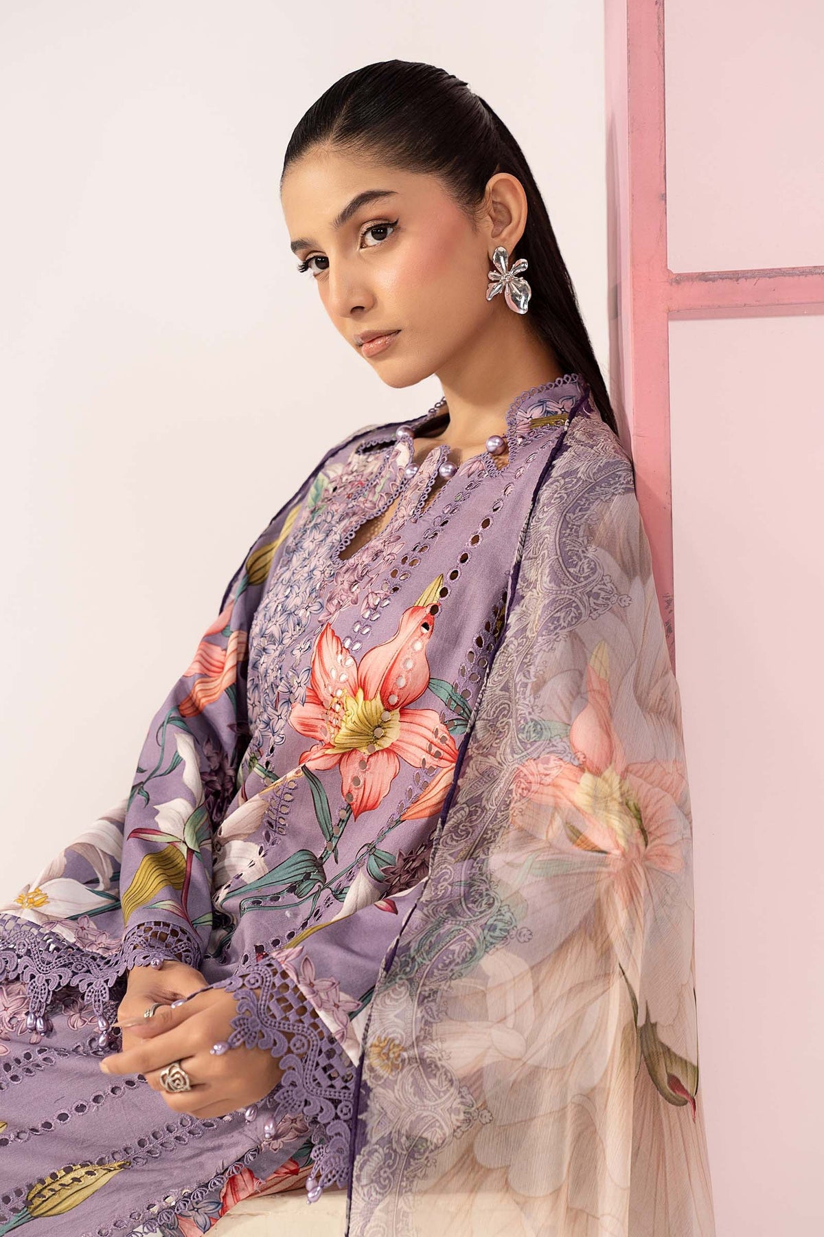 Maria B 3-Piece Embroidered Lawn Chikankari Suit