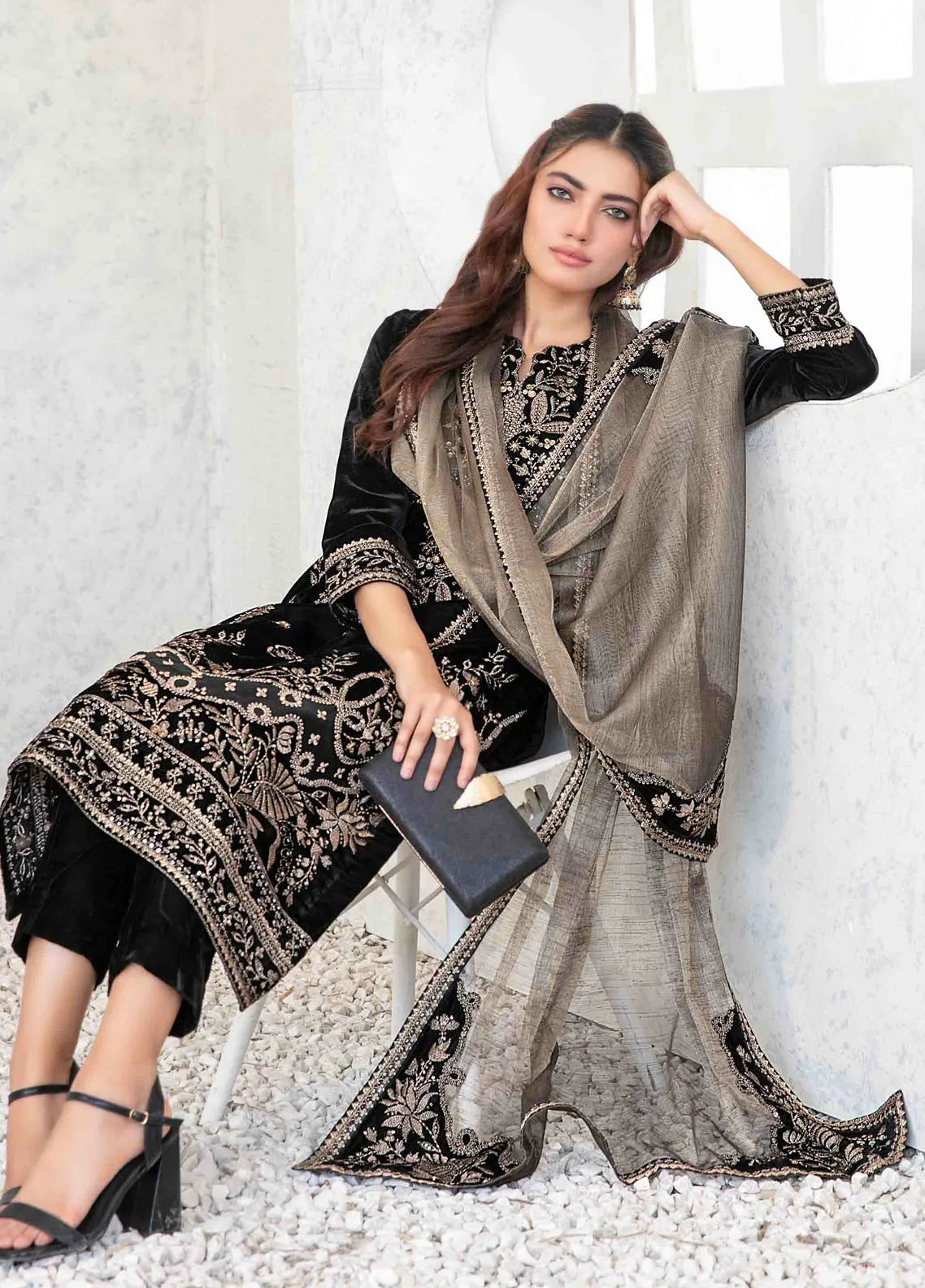 Tawakkal Velvet Embroidered 3-Piece Suit with Silk Dupatta